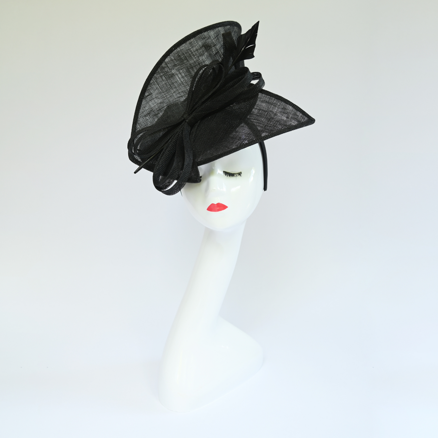 Black Robin Fascinator